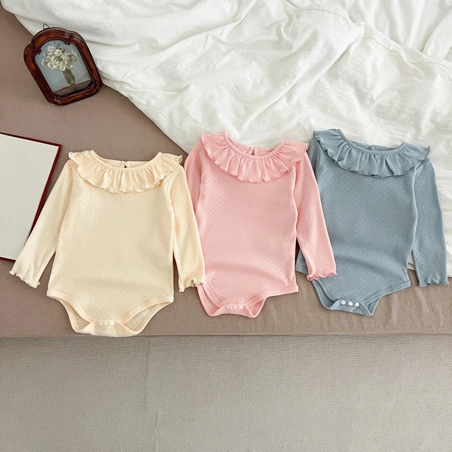 Body manga larga y diseño liso y cuellos - Un barquito