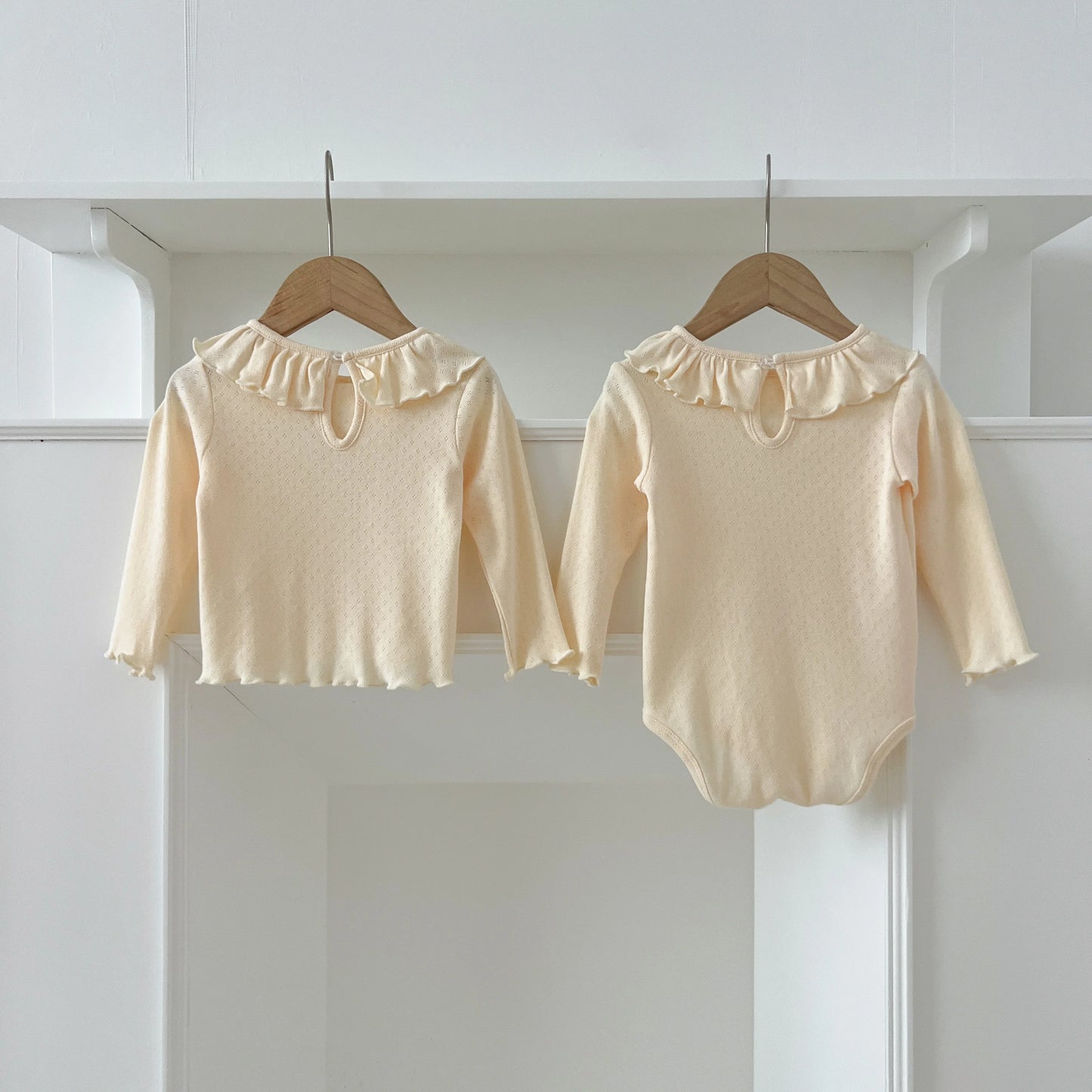 Body manga larga y diseño liso y cuellos - Un barquito